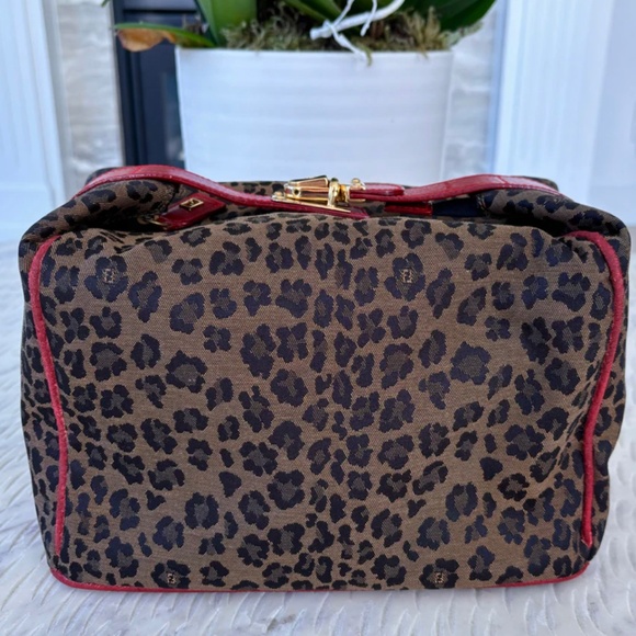 Authentic Fendi Vintage Leopard Print Vanity Bag - Picture 6 of 14